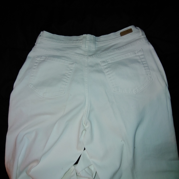 Gloria Vander built jeans - Picture 3 of 3